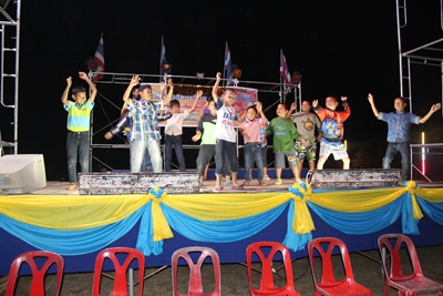 กิจกรรมวันปีใหม่ ๒๕๕๗ หมุ่ที่ ๑,๔,๕