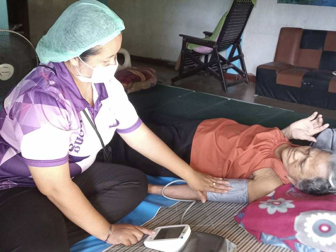 โครงการอาสาสมัครบริบาลท้องถิ่นเพื่อดูแลผู้อายุที่มีภาวะพึ่งพิง